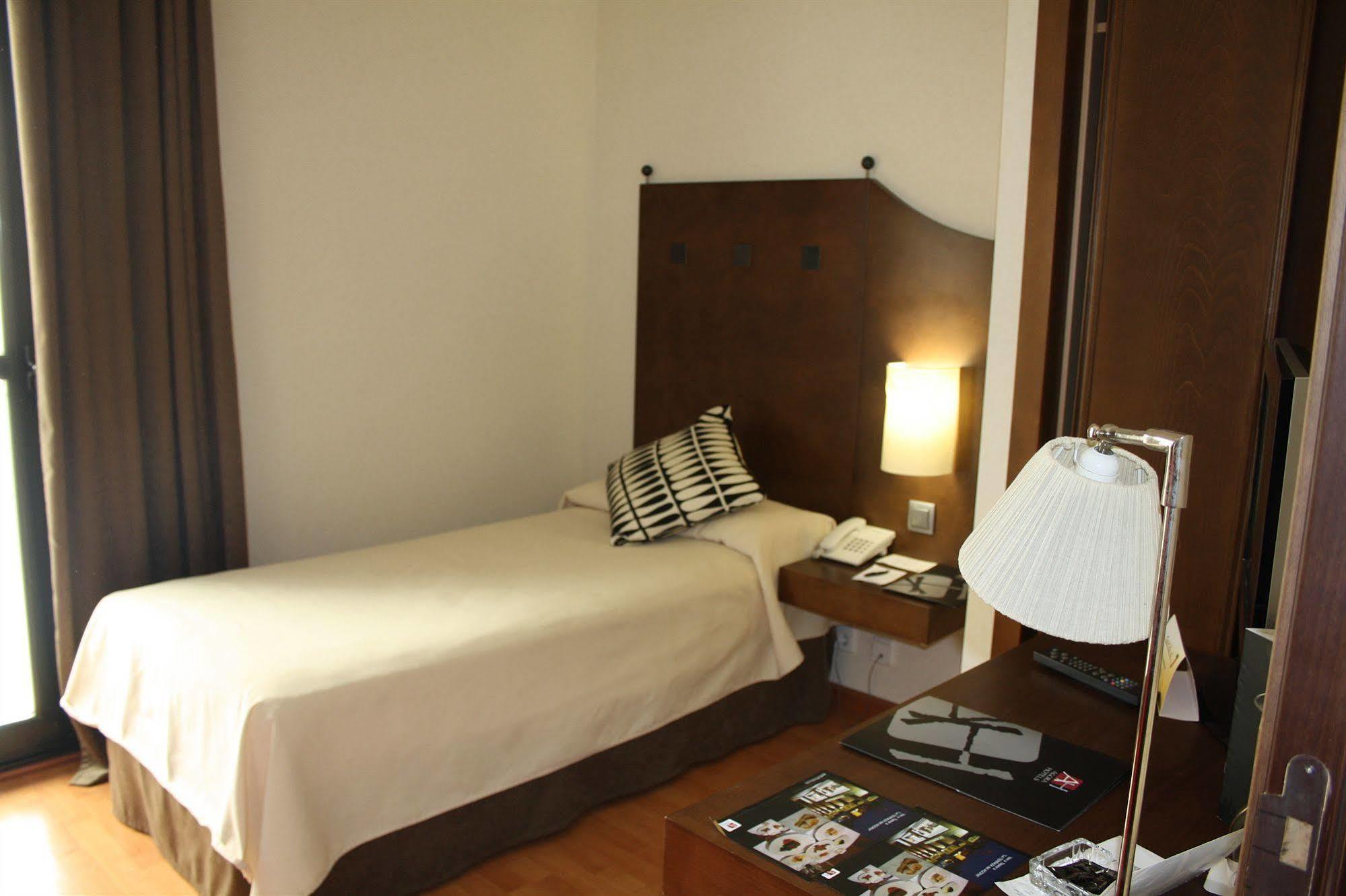 Exe Agora Caceres Otel Dış mekan fotoğraf