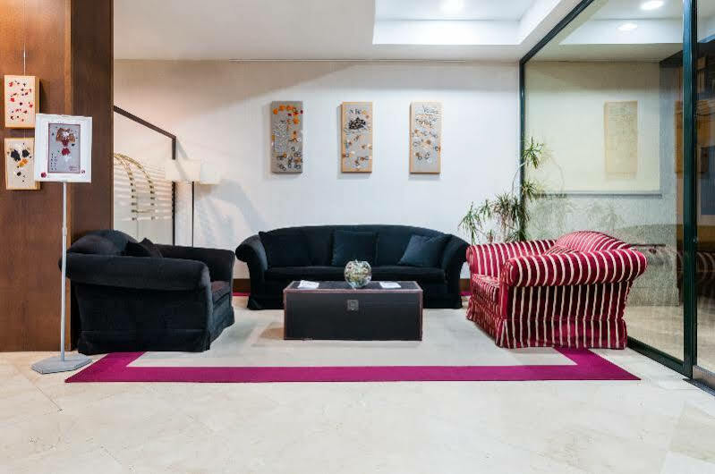 Exe Agora Caceres Otel Dış mekan fotoğraf